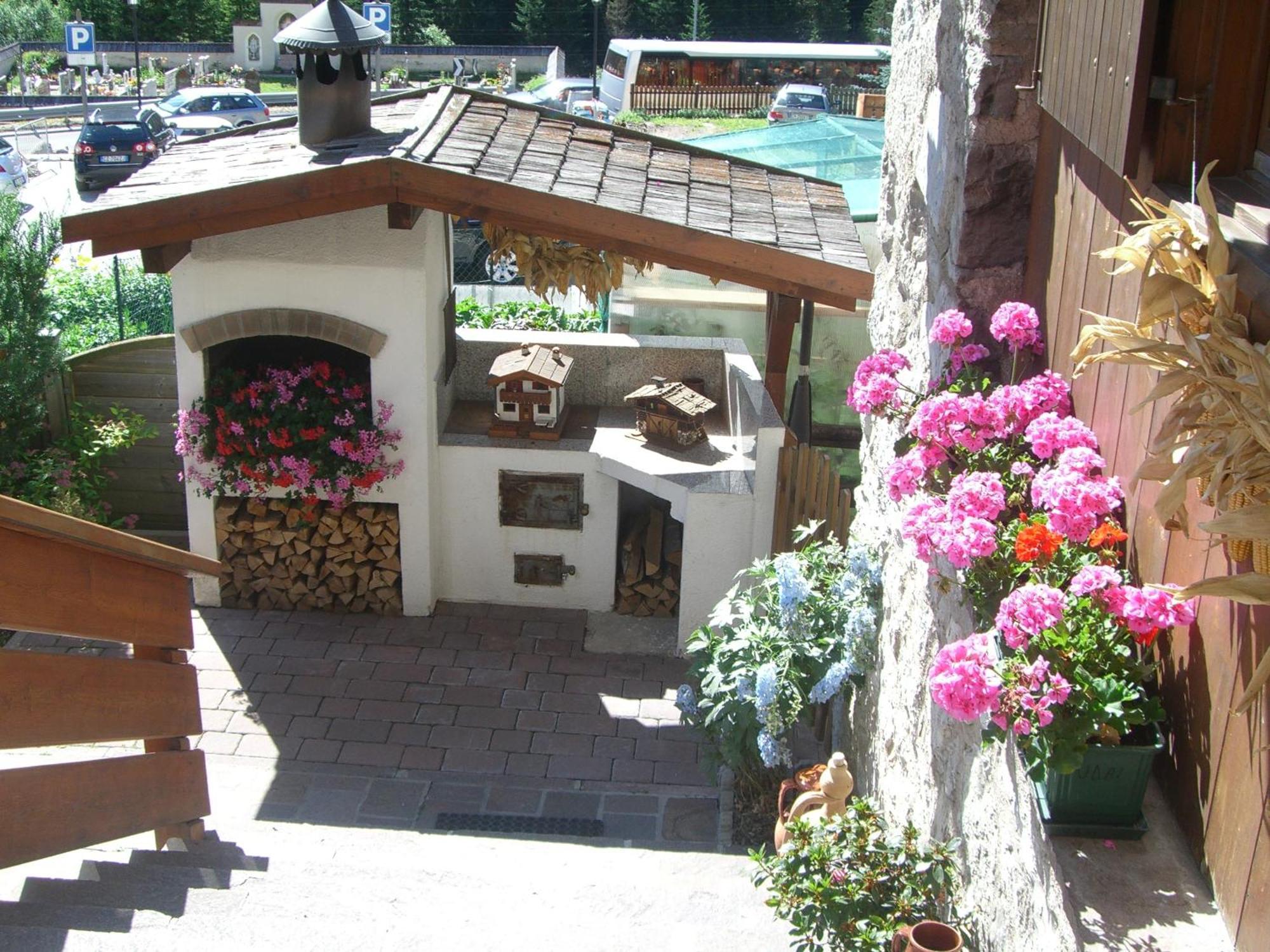 Garni Val Udai * Mazzin