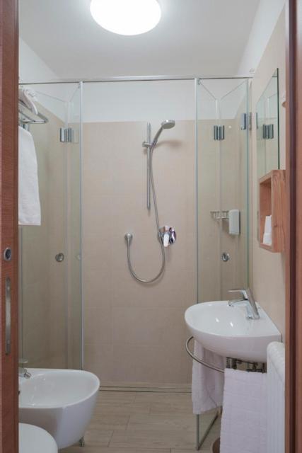 Garni Val Udai Hotel *
